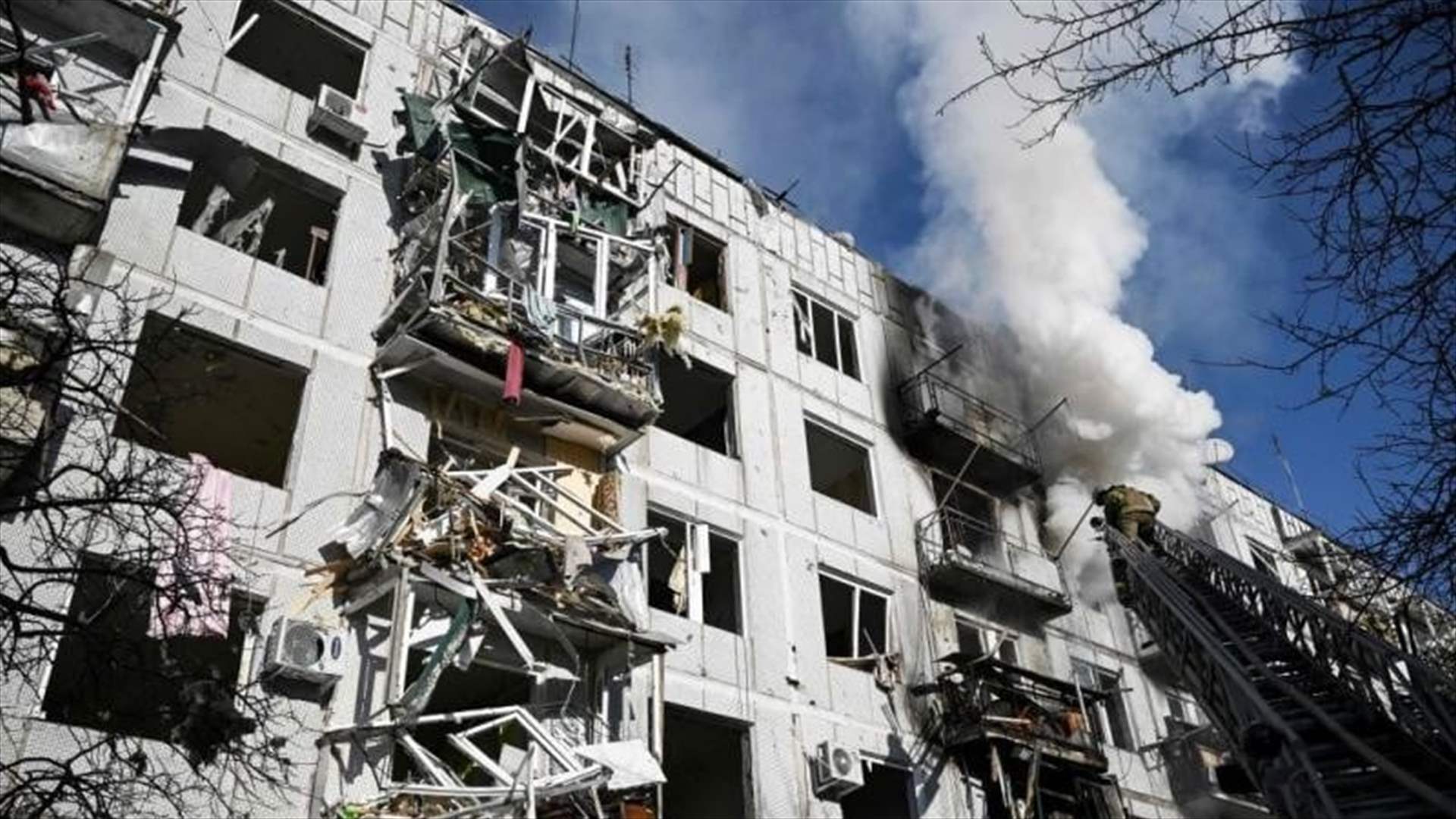 ارتفاع حصيلة القصف الروسي لمبنى سكني في شرق أوكرانيا الى خمسة قتلى و31 جريحا