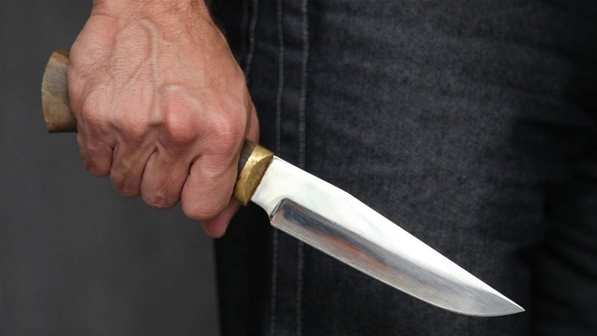 بعد خروجه من السجن... رجل مصري ذبح زوجته و4 من بناته!
