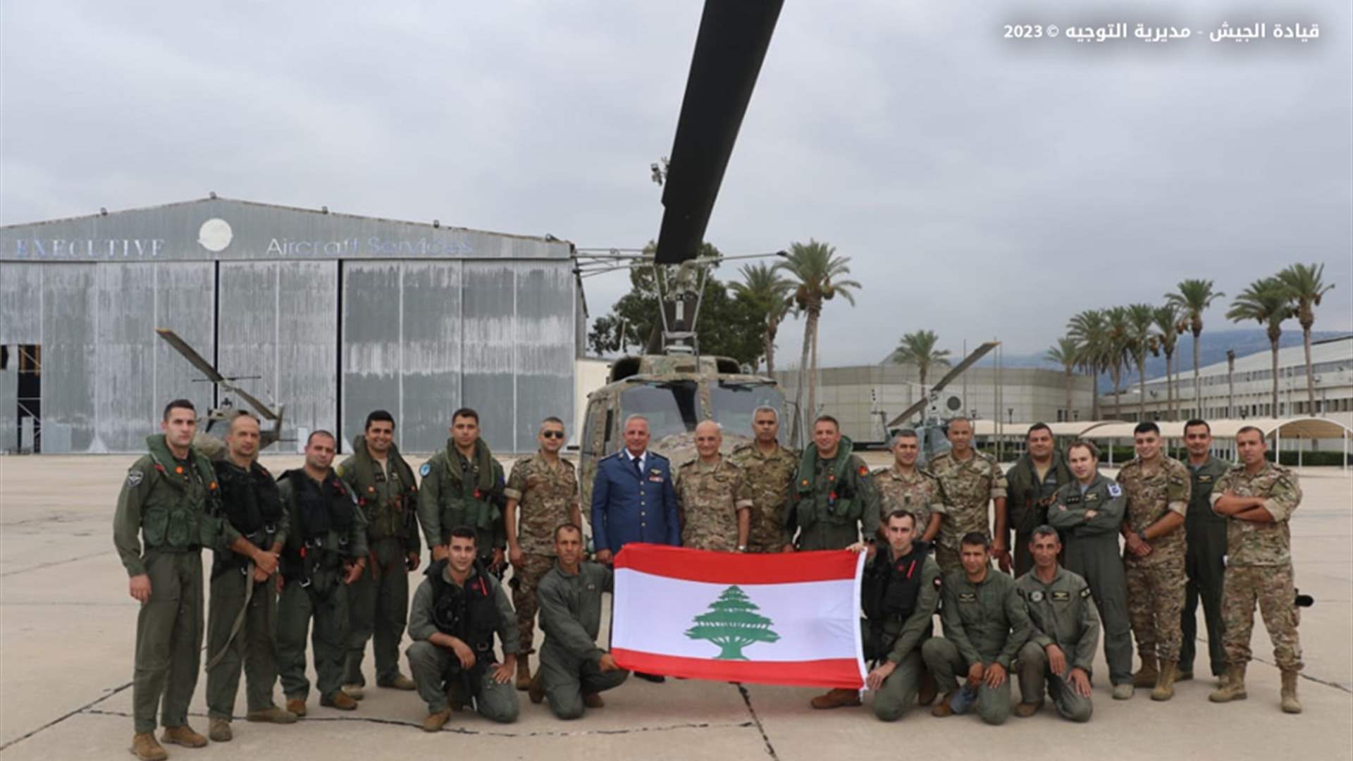 الجيش: عودة طوافتين من نوع AB-212 تابعتين للقوات الجوية بعد مؤازرة قبرص في إطفاء الحرائق