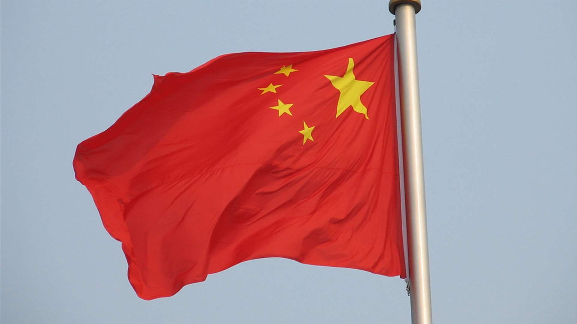 China halts unemployment among young people in disappointing economic indicators