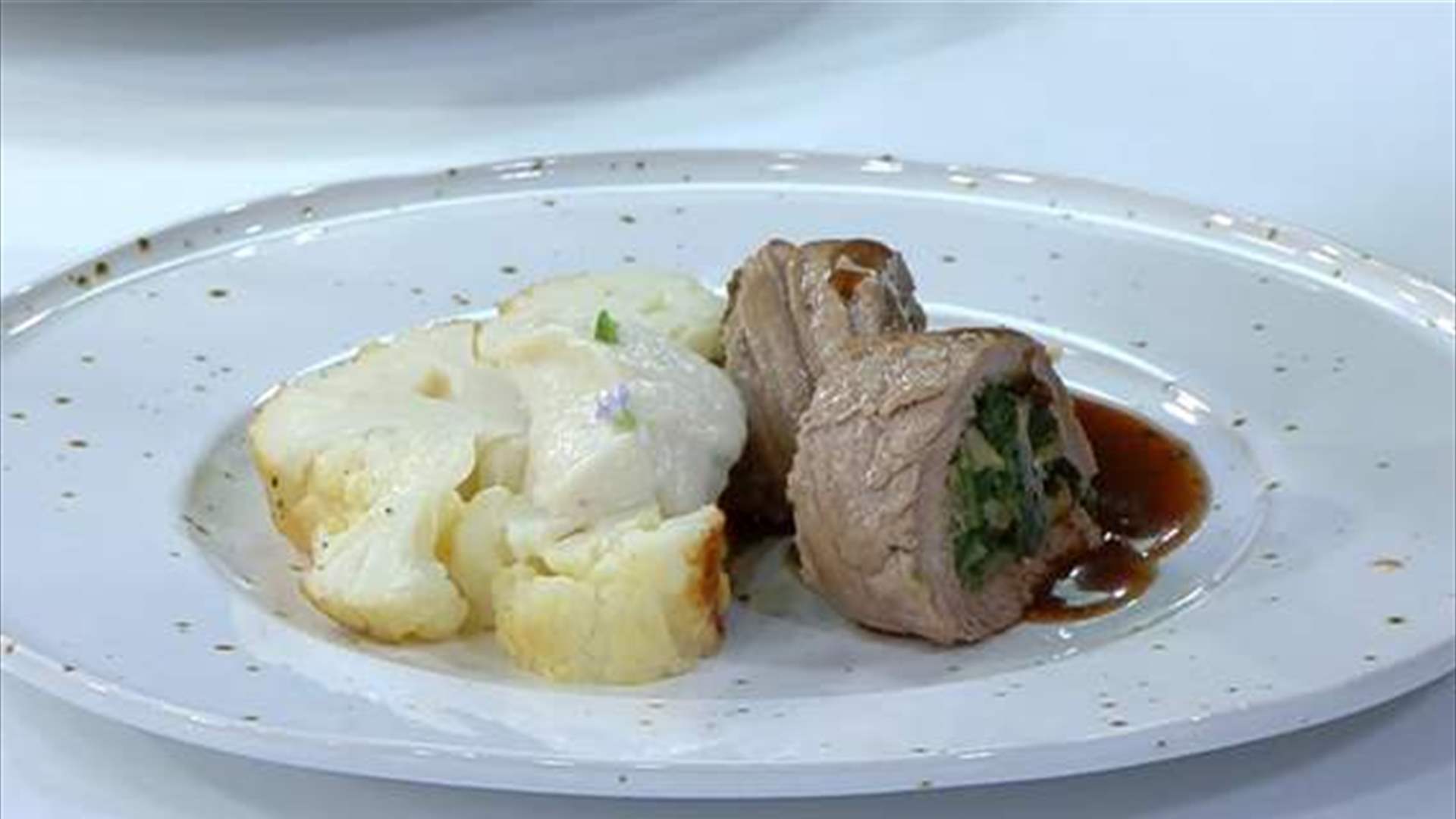 إليكم كيفية تحضير وصفة الـ"Beef Rolls" الشهية مع الشيف حنا طويل