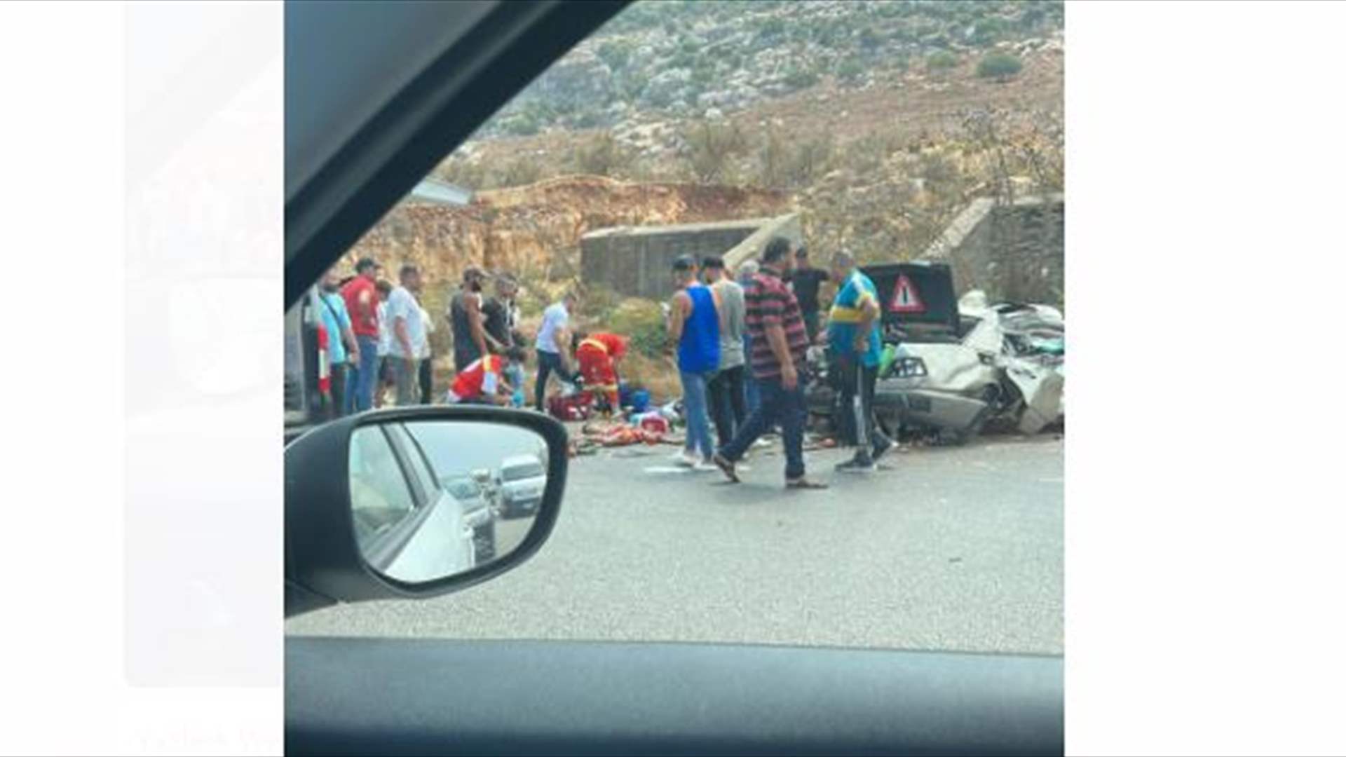 سقوط قتلى وجرحى بحادث سير على أوتوستراد القلمون باتجاه طرابلس (صور)