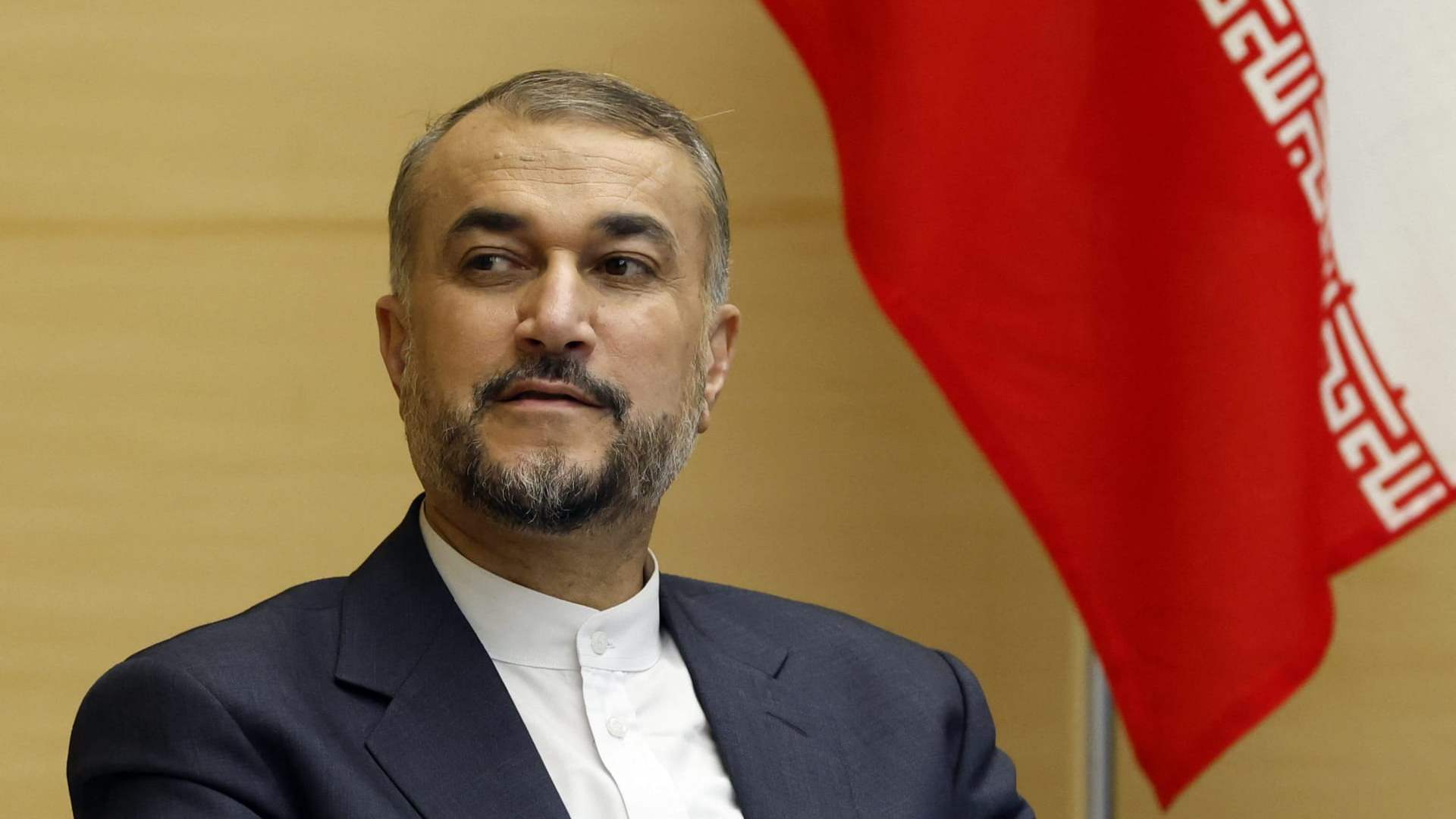 وزير الخارجية الإيراني يؤكد إجراء "حوار صريح وشفاف" مع ولي العهد السعودي