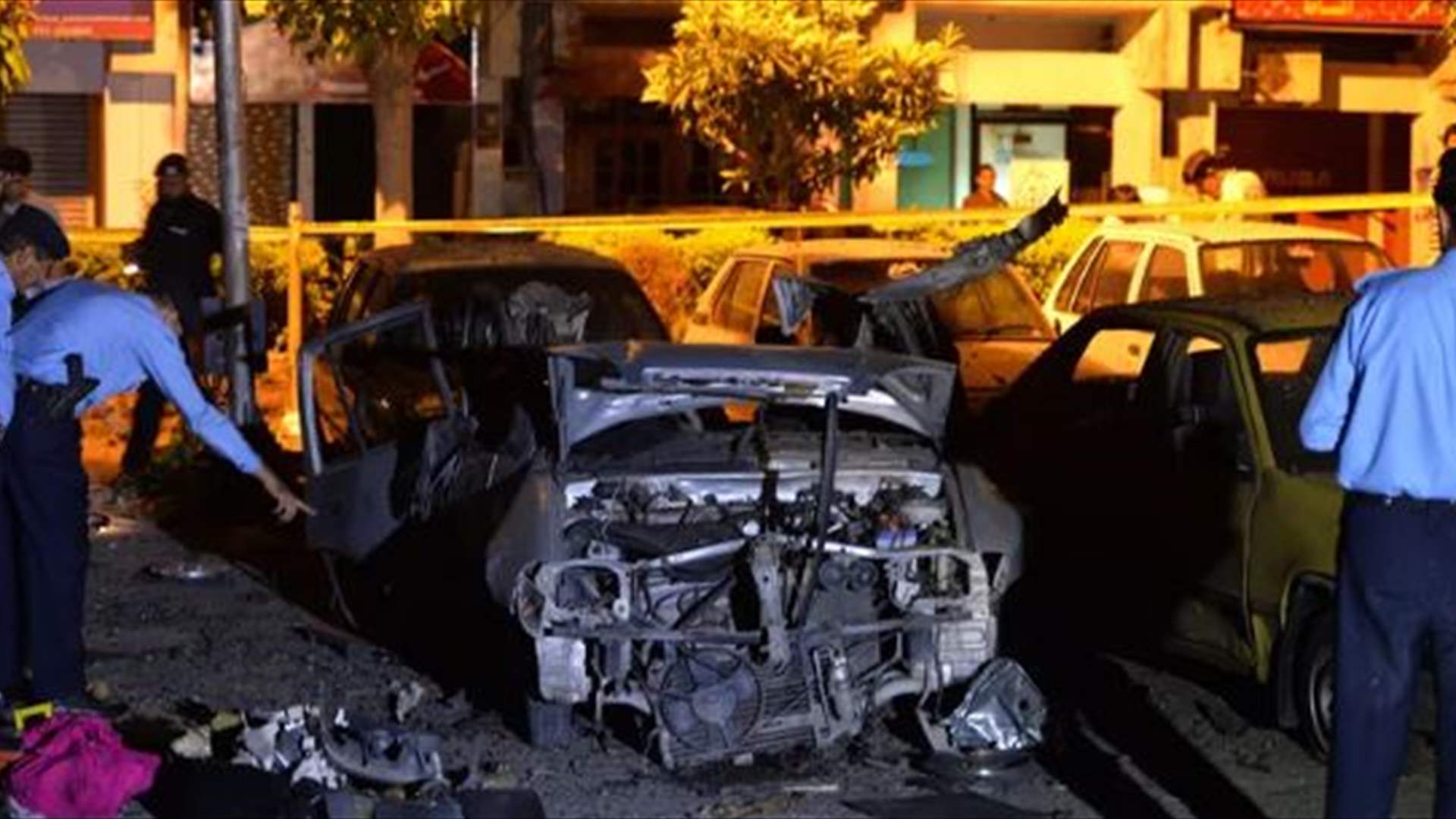 مقتل 11 عاملاً في هجوم بعبوة ناسفة في باكستان