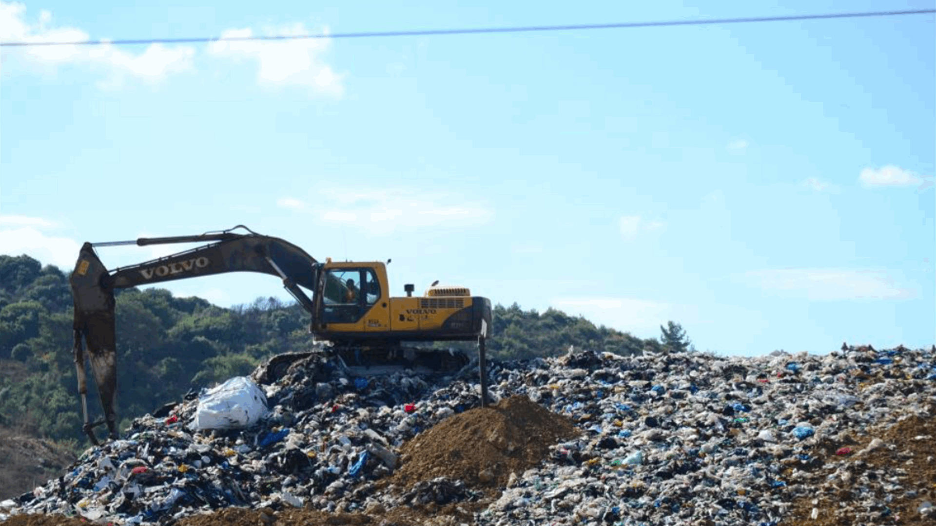 Environmental Crisis Unveiled: Halted Waste Leachate Removal Raises Concerns at Naameh Landfill