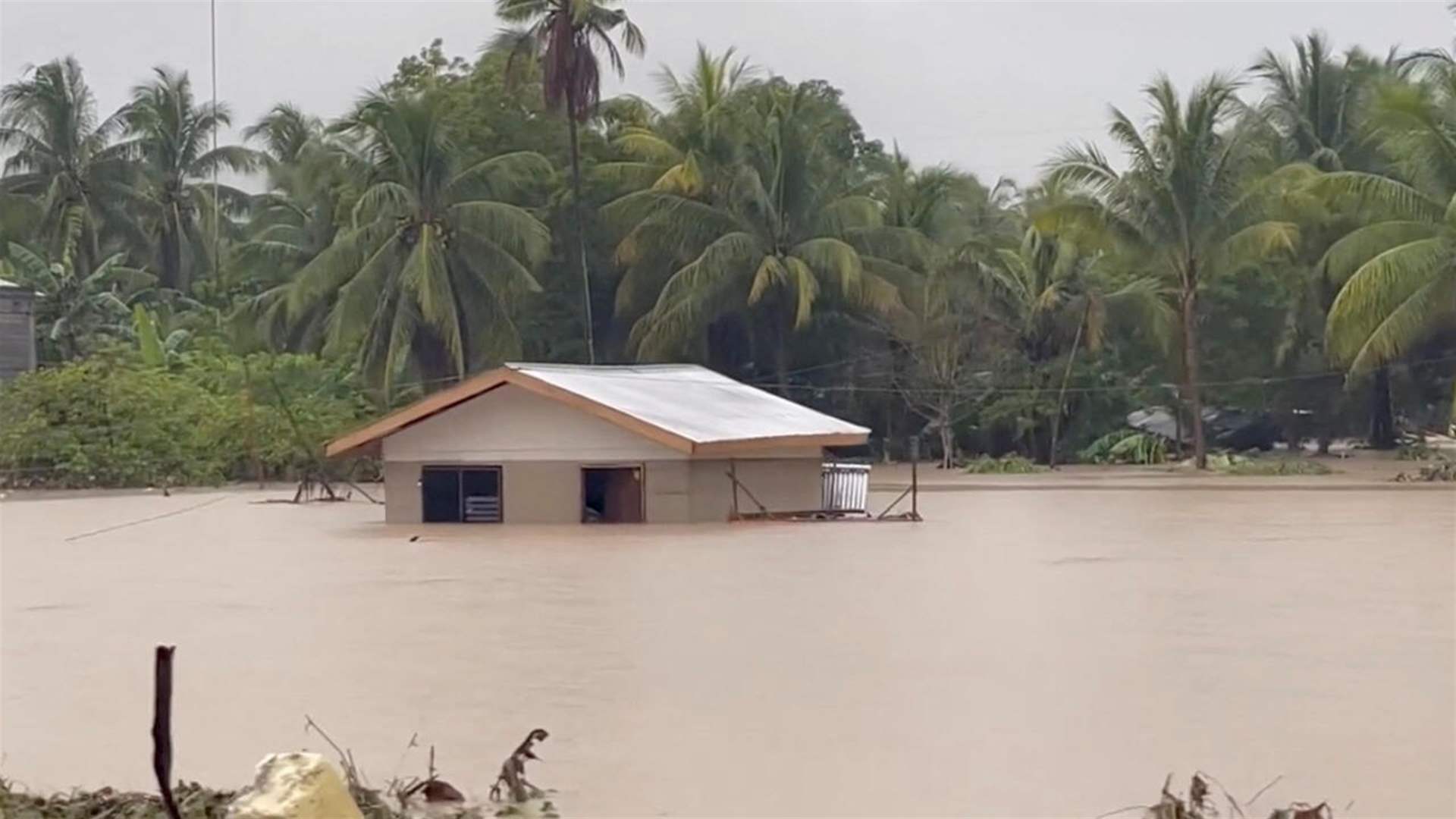 Floods in the Philippines drive hundreds to leave their homes