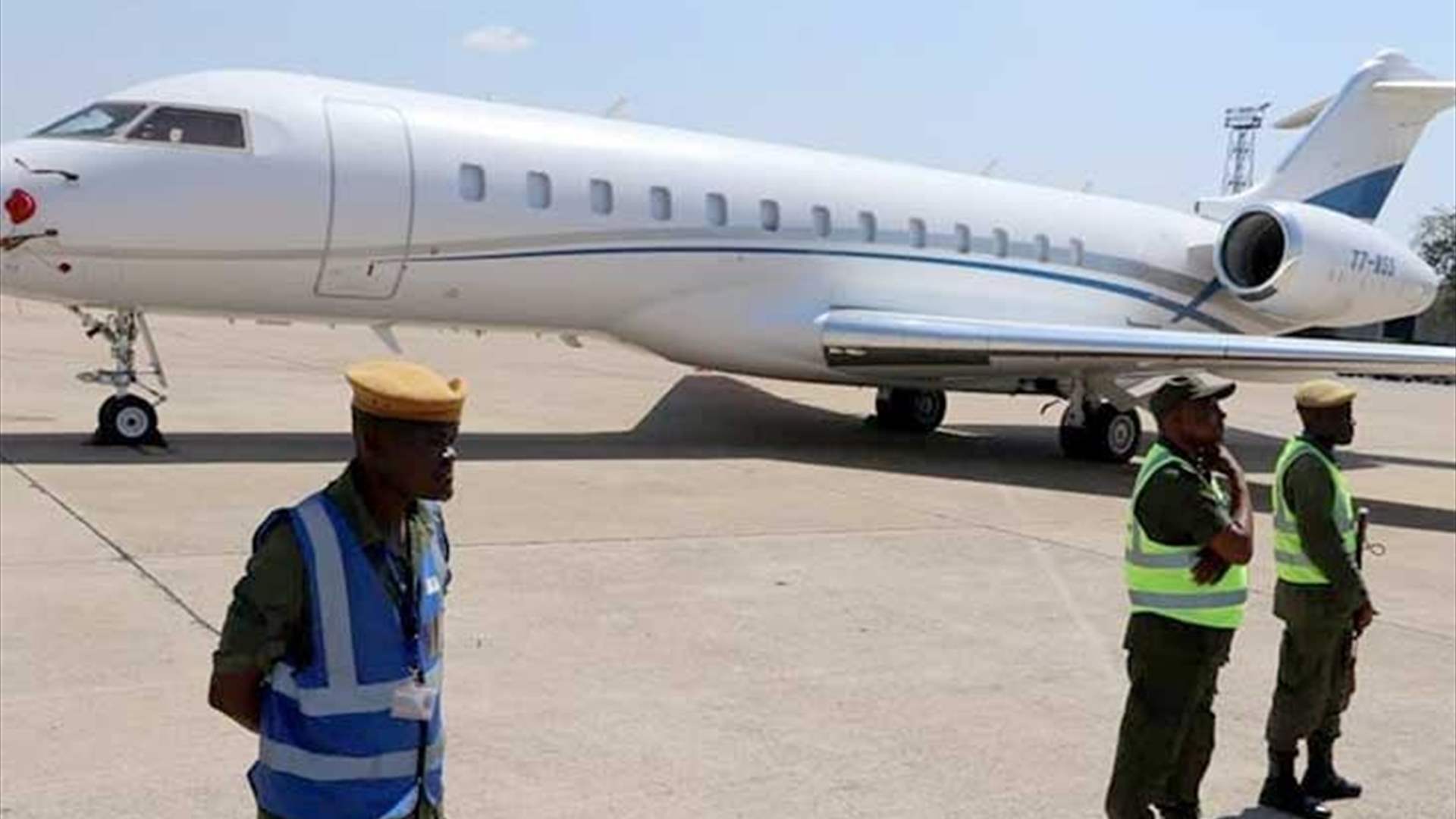 مصريون وزامبيون أمام المحكمة على خلفية هبوط طائرة في لوساكا بداخلها نحو 130 كيلوغراما من الذهب