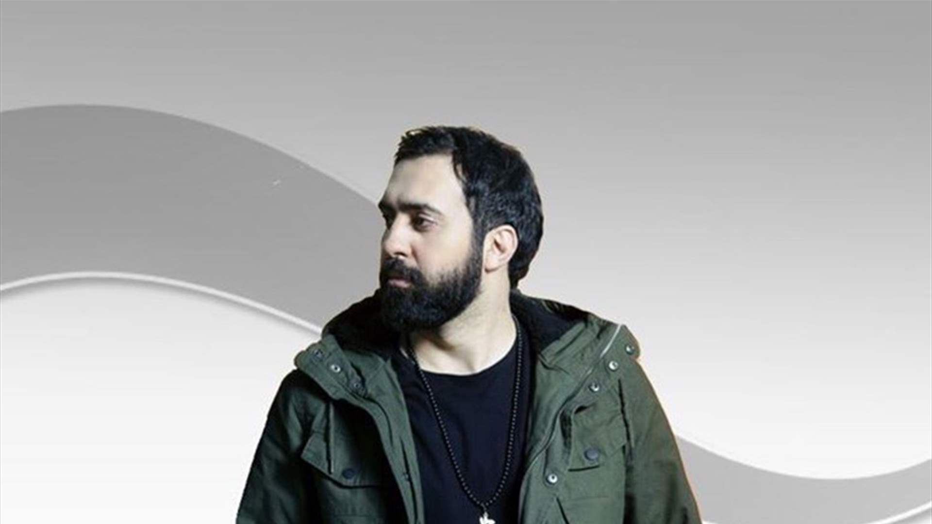 توقيف مغنٍّ في إيران بعد أغنية تنتقد إلزامية الحجاب