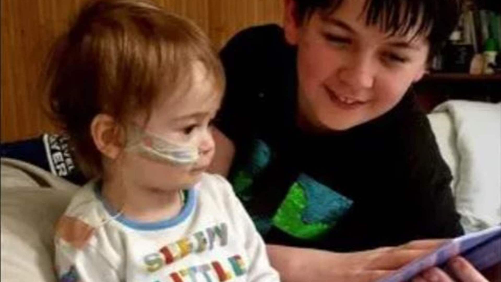 اعتقد والداه أنه يعاني من نمو الأسنان... لكن ما اكتشفاه عن طفلهما كان صادماً! 