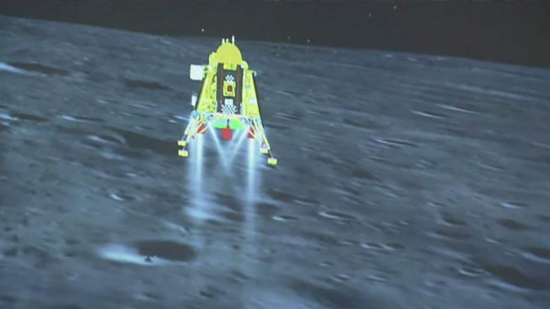الروبوت الهندي المتنقل على سطح القطب الجنوبي للقمر أكد وجود مادة الكبريت