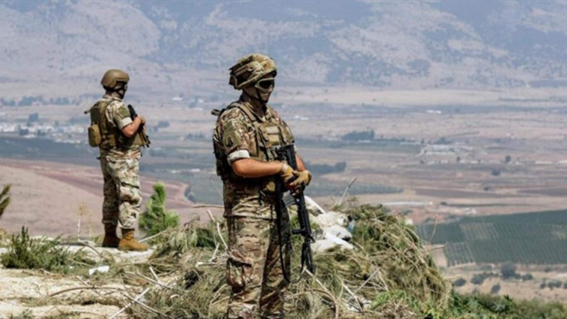 "النهار": وحدات من الجيش نجحت في إيقاف حركة تهريب نازحين سوريّين في الهرمل