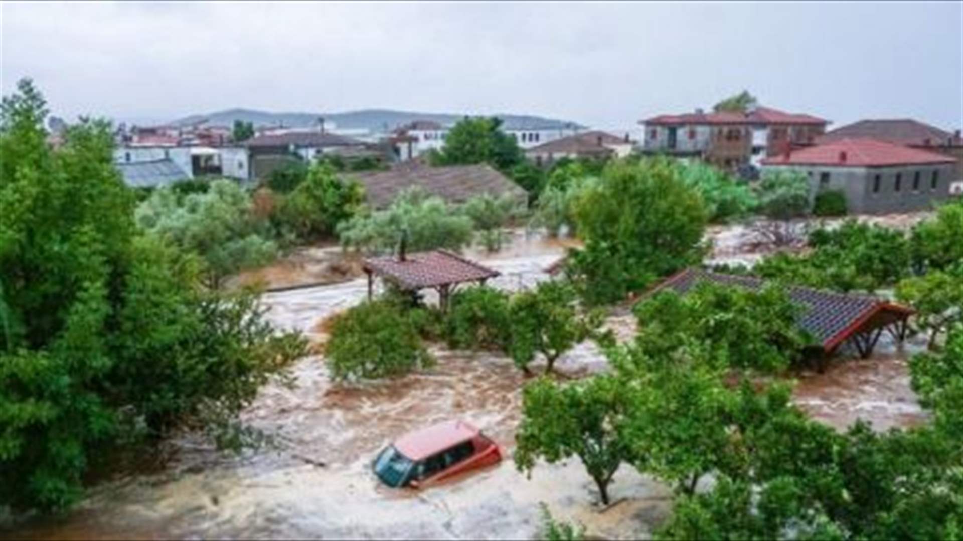 بعد الحرائق أمطار غزيرة في اليونان تودي بحياة رجل