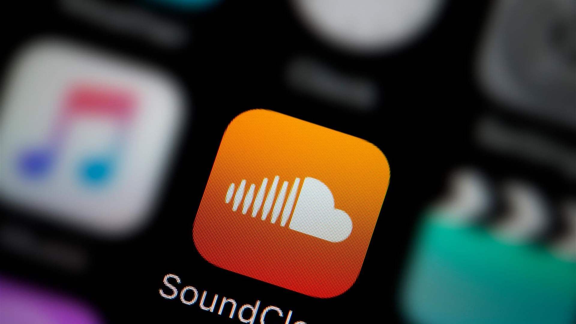 SoundCloud’s TikTok-styled discovery feed is rolling out to everyone