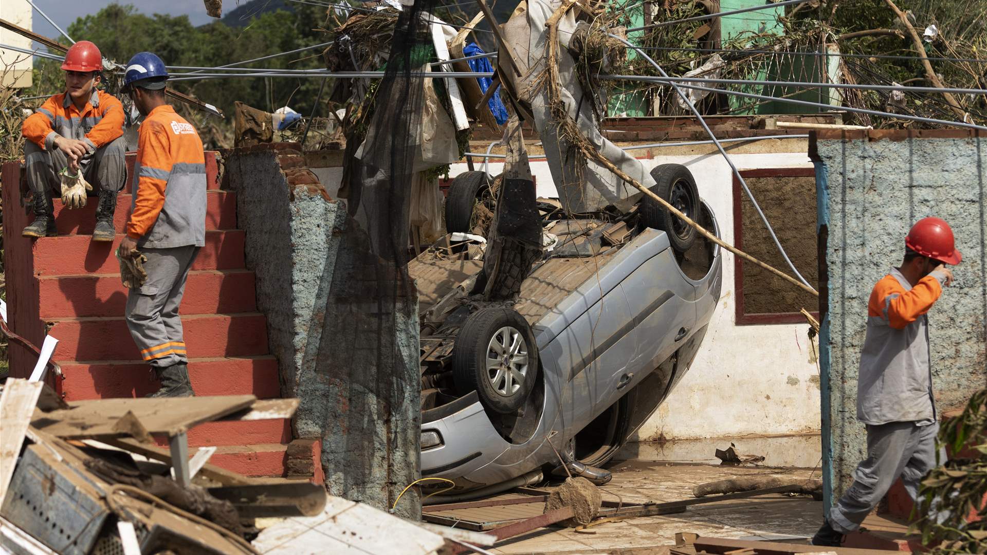 ارتفاع عدد المفقودين جراء إعصار في جنوب البرازيل إلى 46 شخصاً