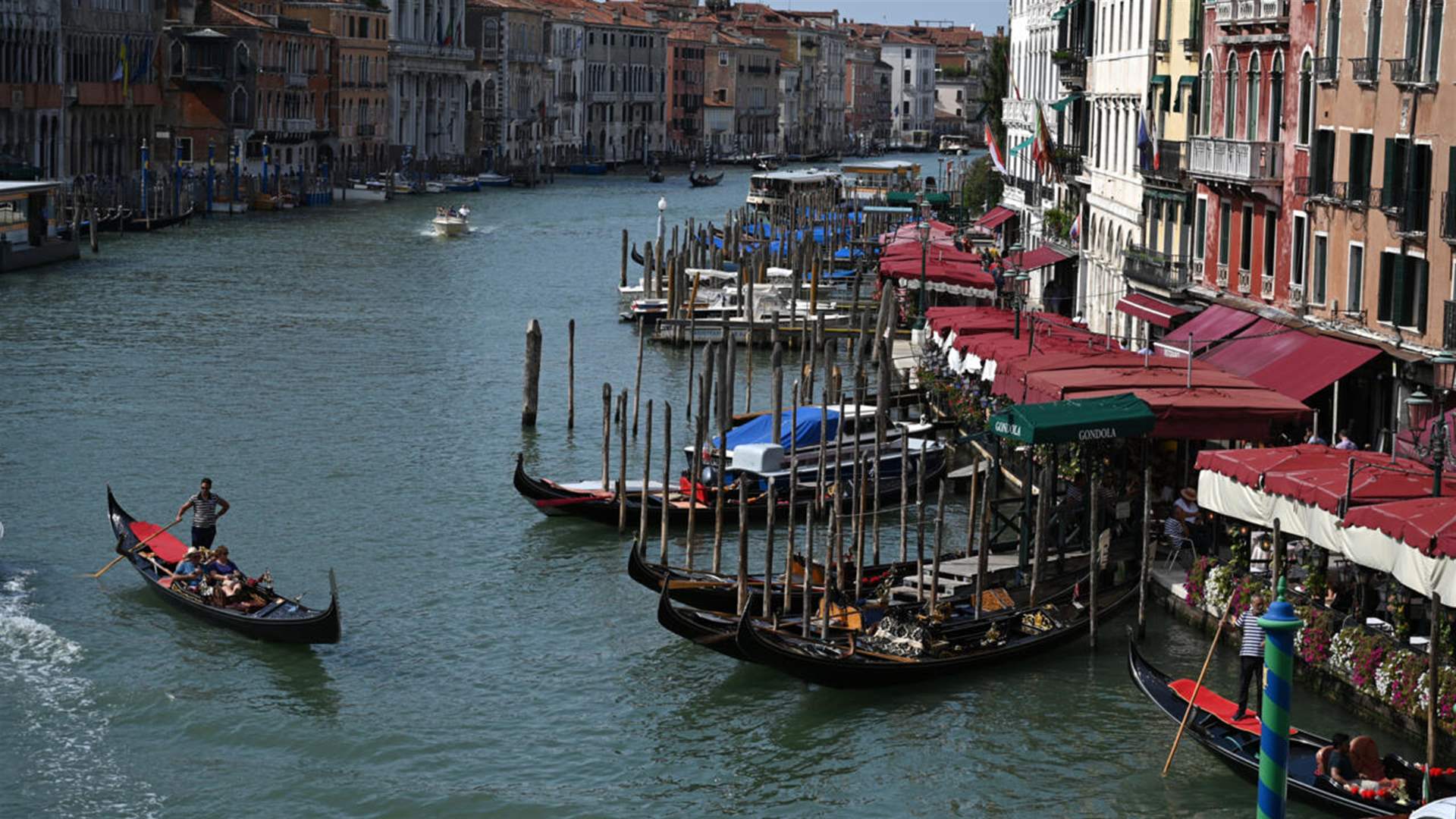 Venice to impose tax on tourists as of 2024