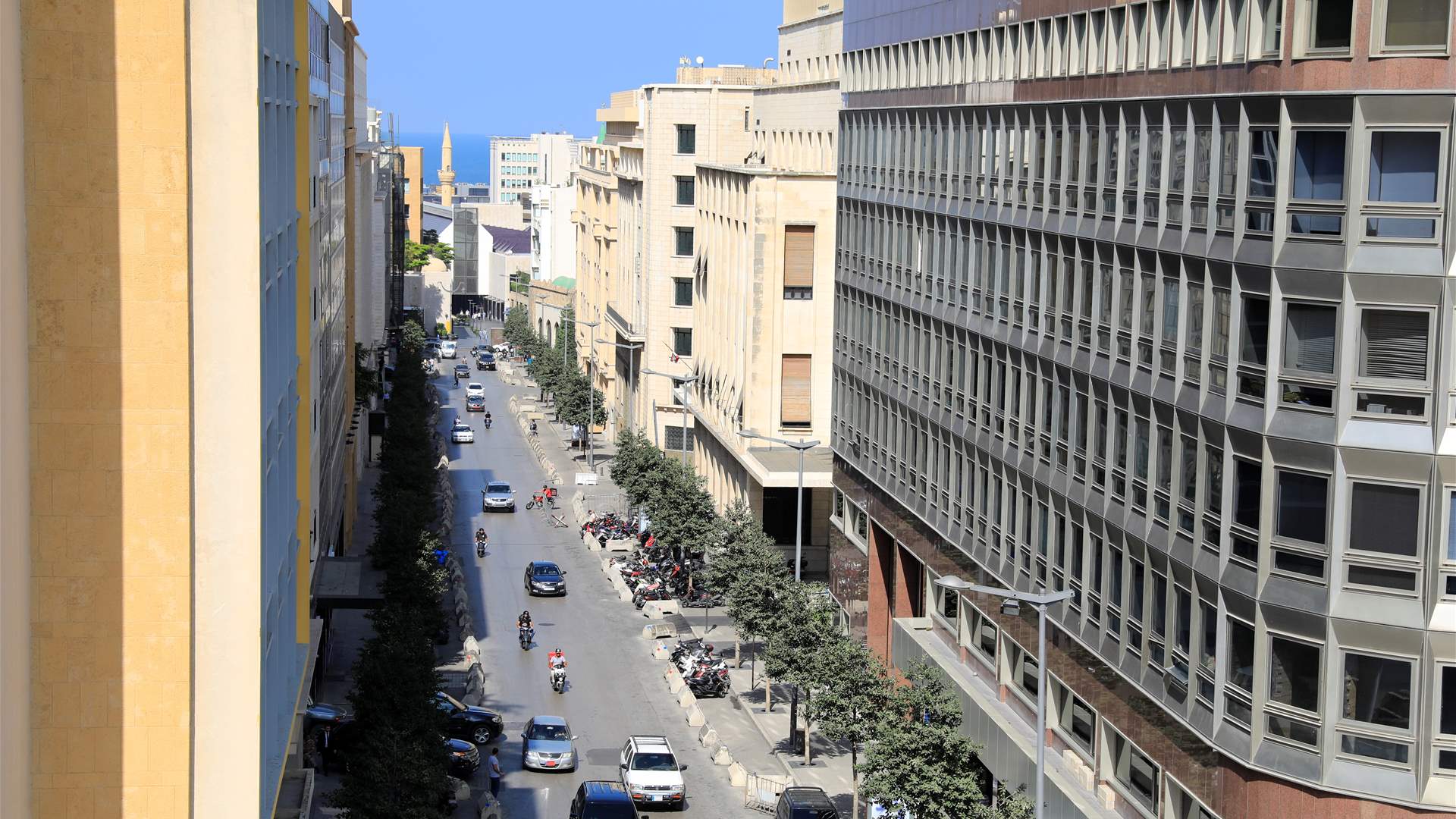 Syrian business owners in Lebanon: Challenges and regulation