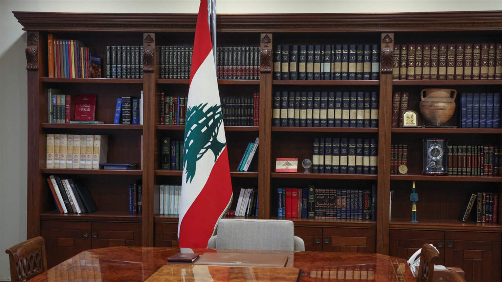 لا مرشح ثالثًا للرئاسة وتحضيرات للحوار (الجمهورية)