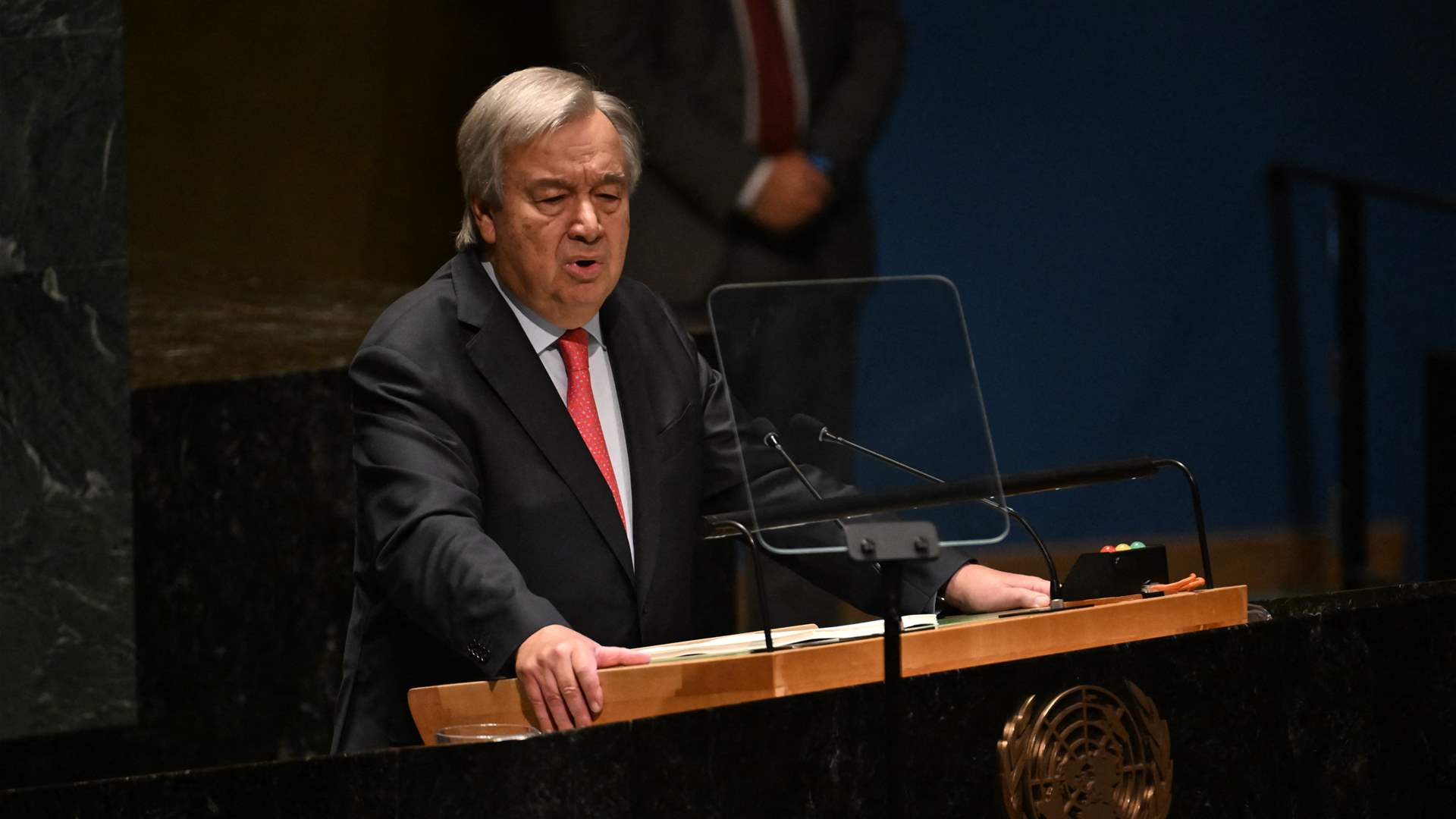 غوتيريش: أزمة المناخ "فتحت أبواب الجحيم"