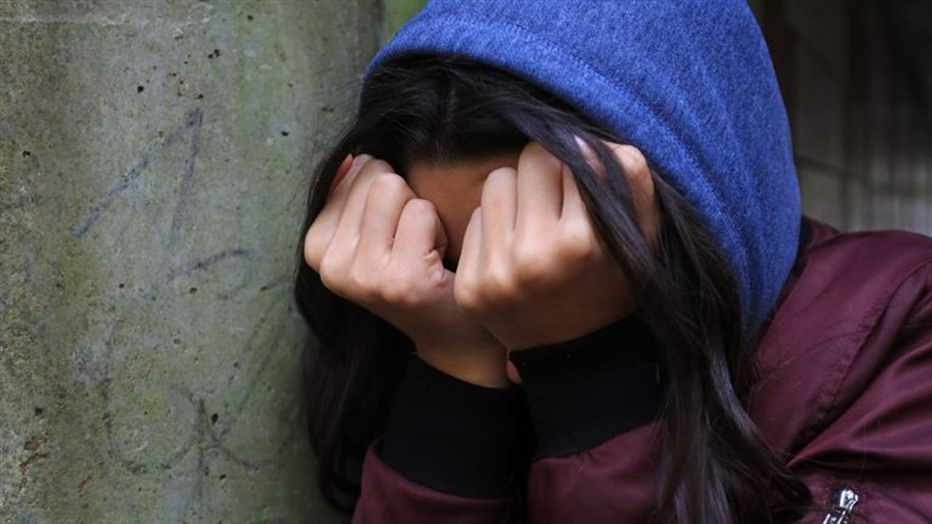 استطلاع &quot;صادم&quot;... 3 من كل 4 ضحايا اغتصاب تتفاقم صحتهم العقلية بعد الذهاب إلى الشرطة! 