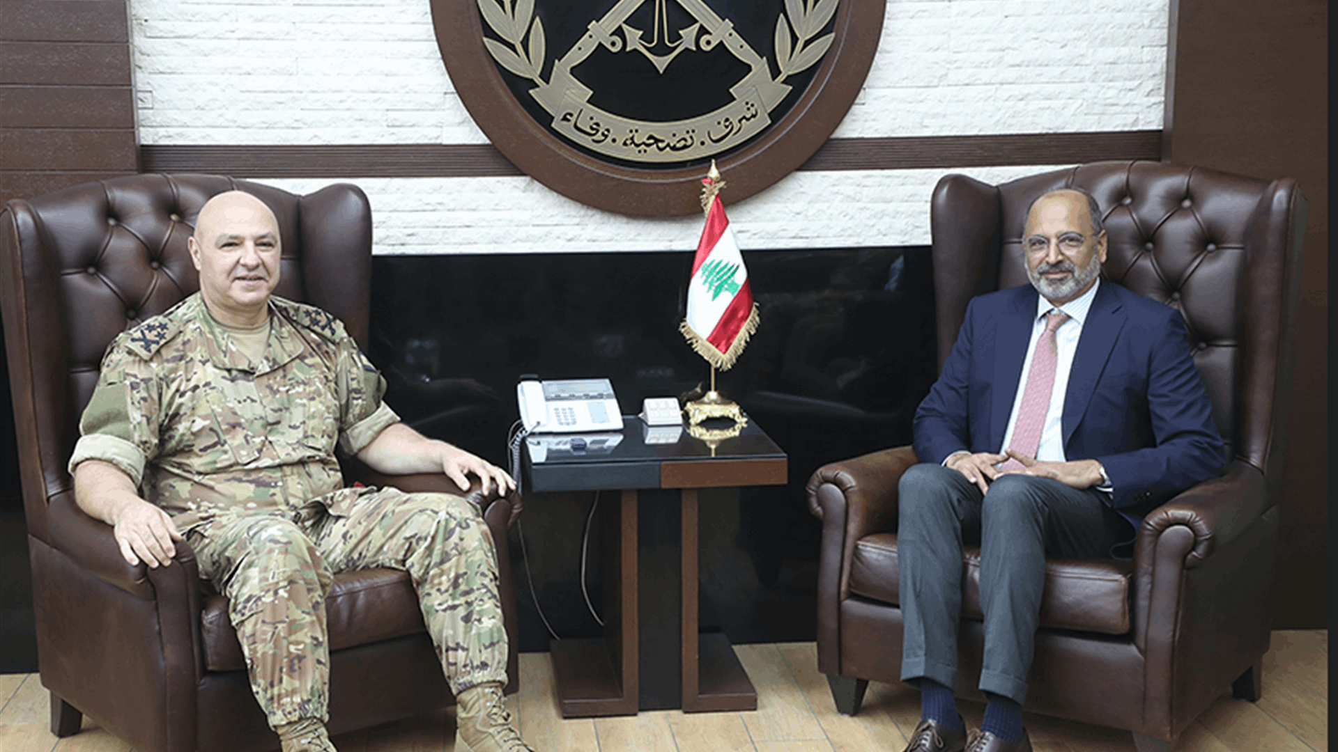 قائد الجيش يبحث في اوضاع لبنان والمنطقة مع ريزا