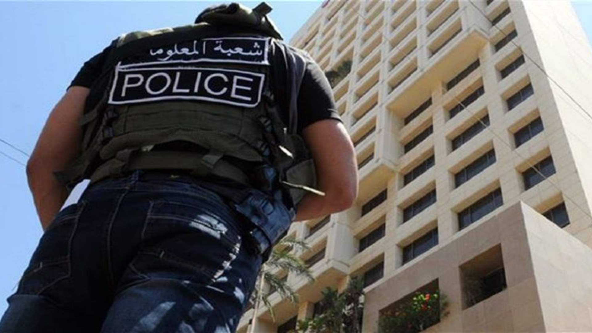 توقيف باص في حامات يقل سوريين دخلوا خلسة إلى لبنان