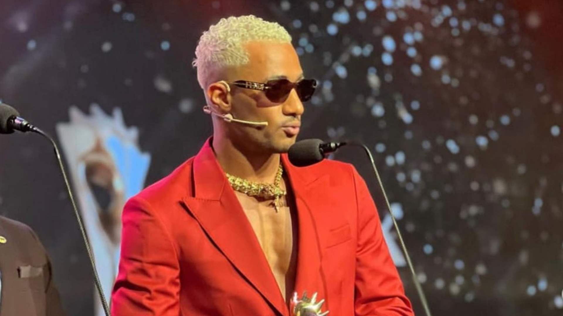 عيد ميلاد نجل محمد رمضان... يرفع الأوزان الثقيلة رغم صغر سنّه! (فيديو)