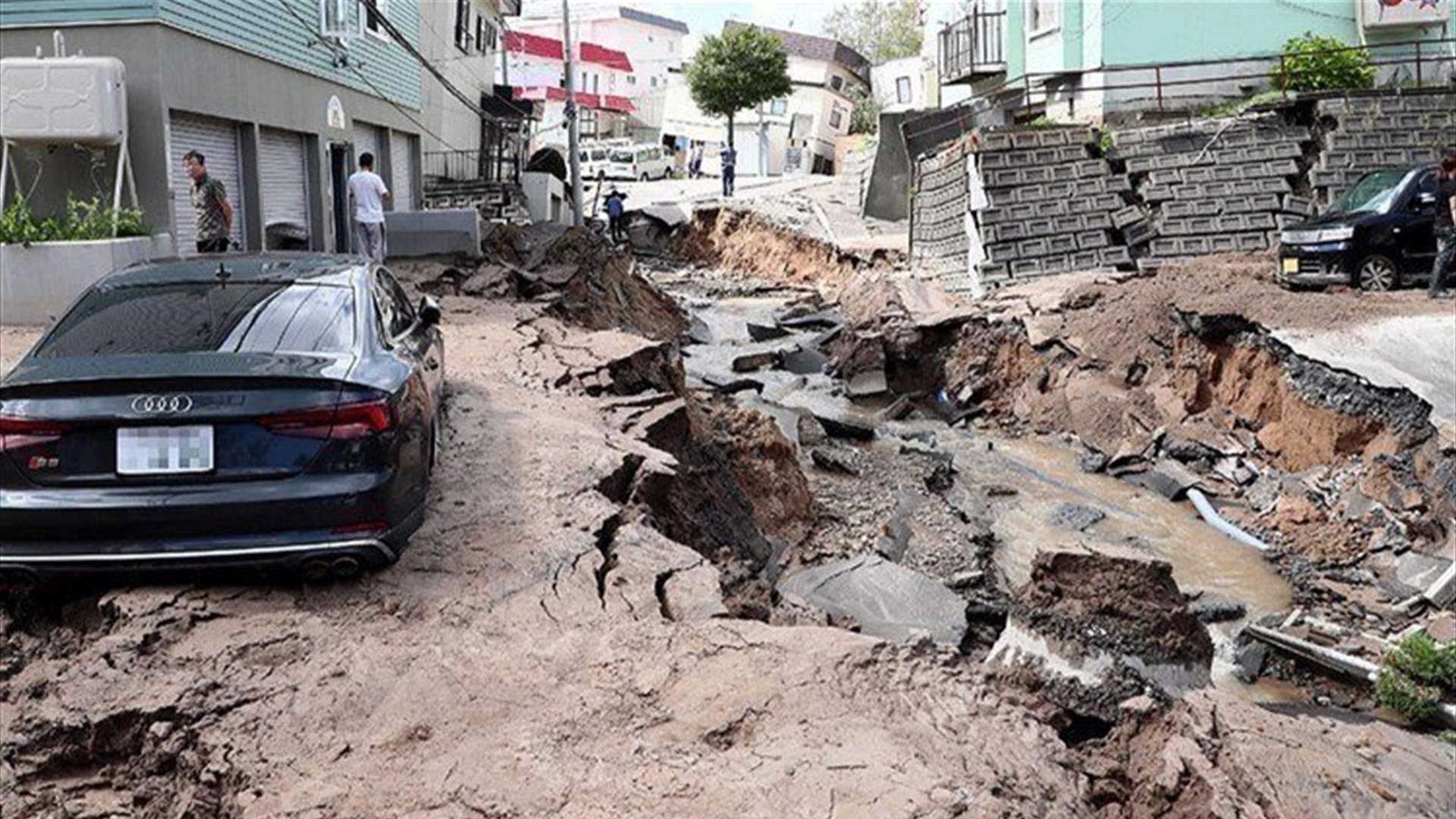زلزال بقوة 6.6 درجات ضرب اليابان وإنذار بحدوث تسونامي