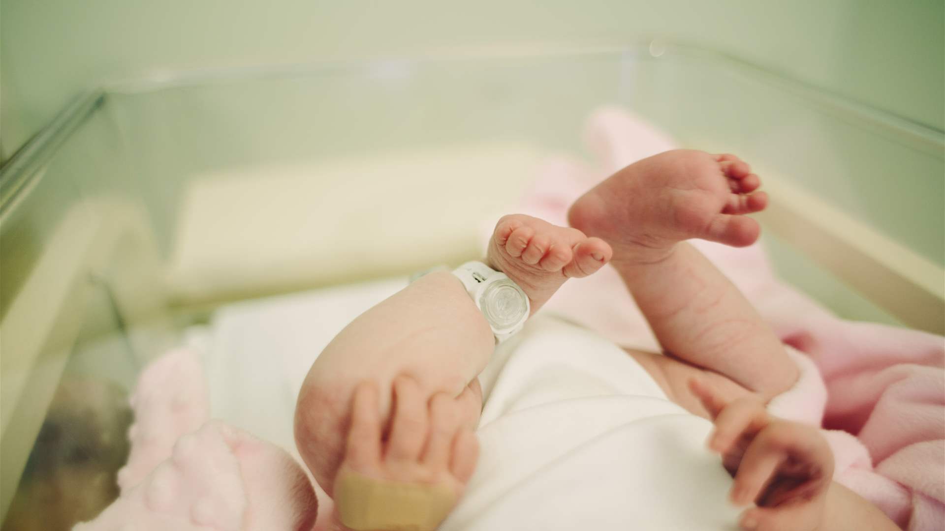 تغيير قانوني يتيح للبريطانيين في سن 18 عاماً معرفة هوية أهلهم البيولوجيين!