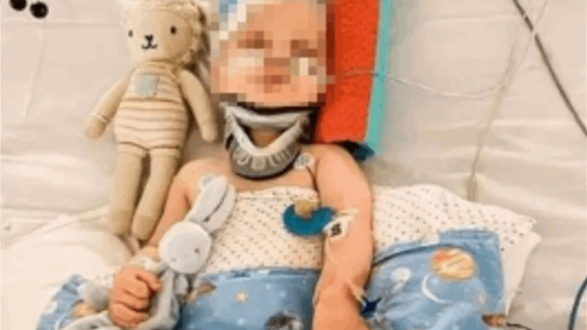 حادث سيارة كاد أن يودي بحياة طفل...ولكن ما أنقذه هو ما فعلته والدته: اليكم ما حصل!