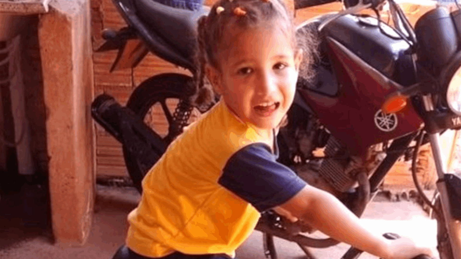 زحف تحت ملابسها ولدغها أثناء نومها... إبنة الـ3 سنوات رحلت بطريقة مأساوية