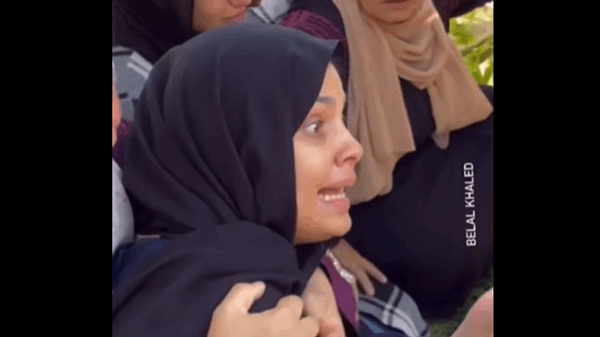 &quot;كلهم ميتين أهلي!&quot;... لحظات مُفجعة لفتاة فلسطينية تصرخ من الصدمة لفقدان عائلتها (فيديو) 