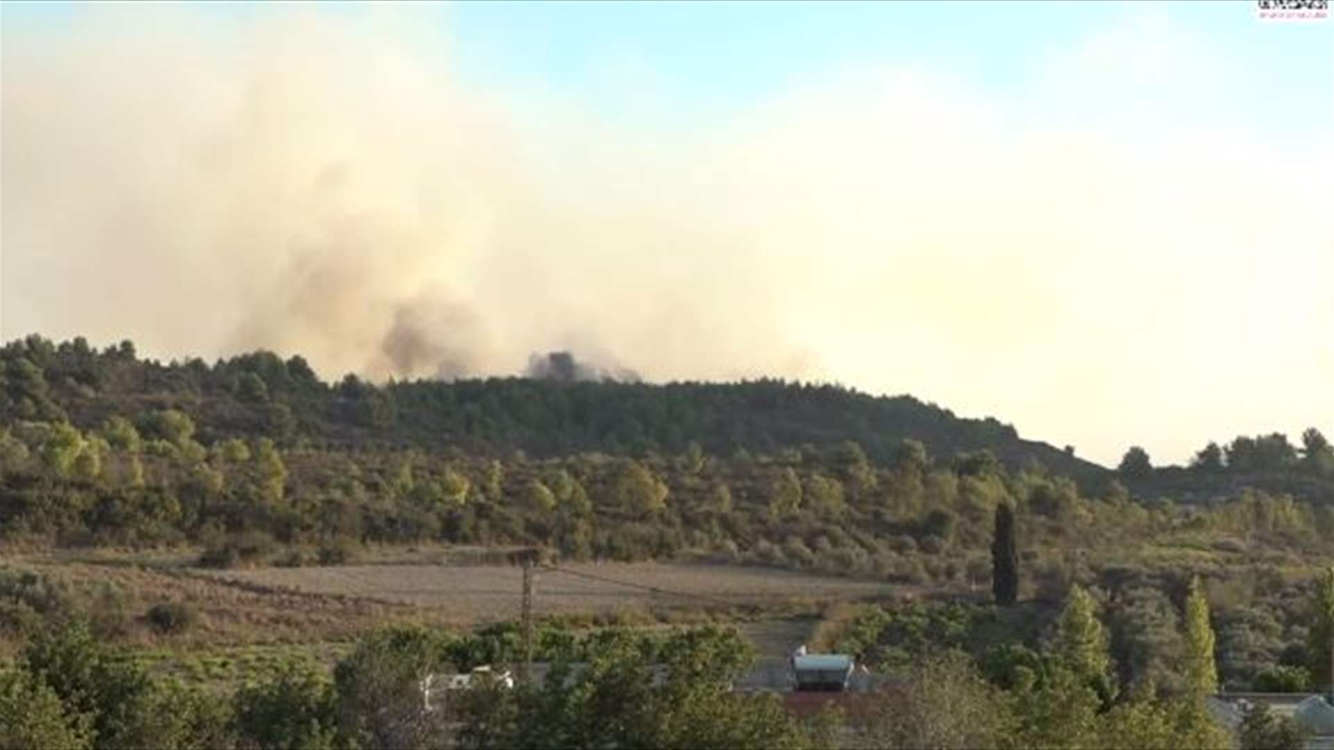 One journalist killed and three injured in an Israeli bombing of their car in Alma al Shaab