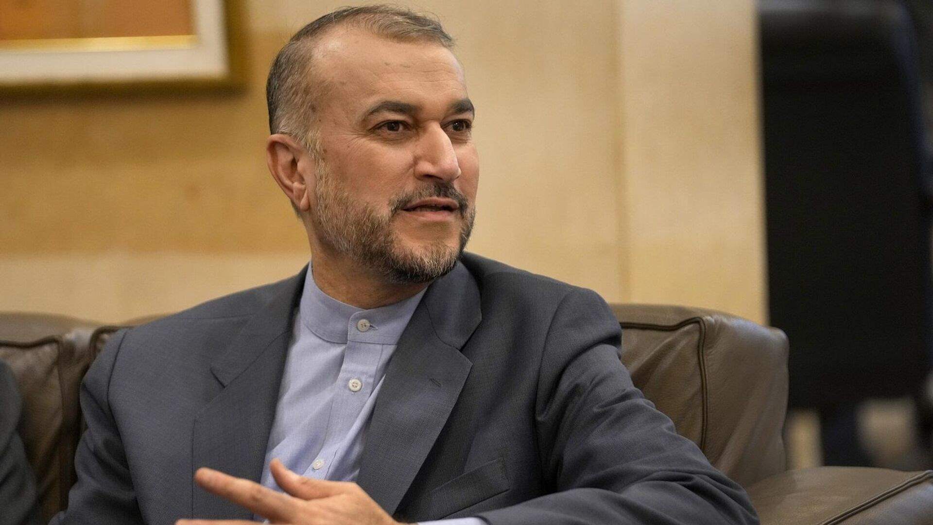 عبداللهيان: إن لم يقف العدوان على غزة فاتساع جبهات الحرب غير مستبعد