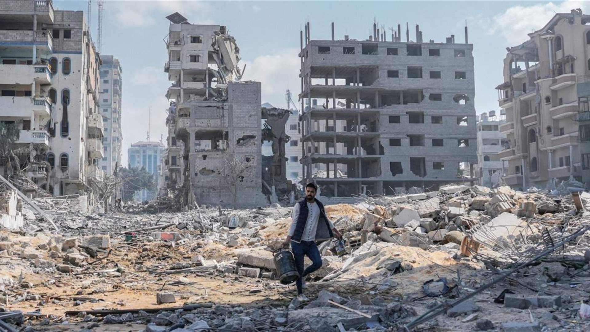 Israeli Channel 12 quotes Israeli army spokesman: Gaza is the focus of the fighting; if Hezbollah makes the mistake of testing us, the response will be deadly