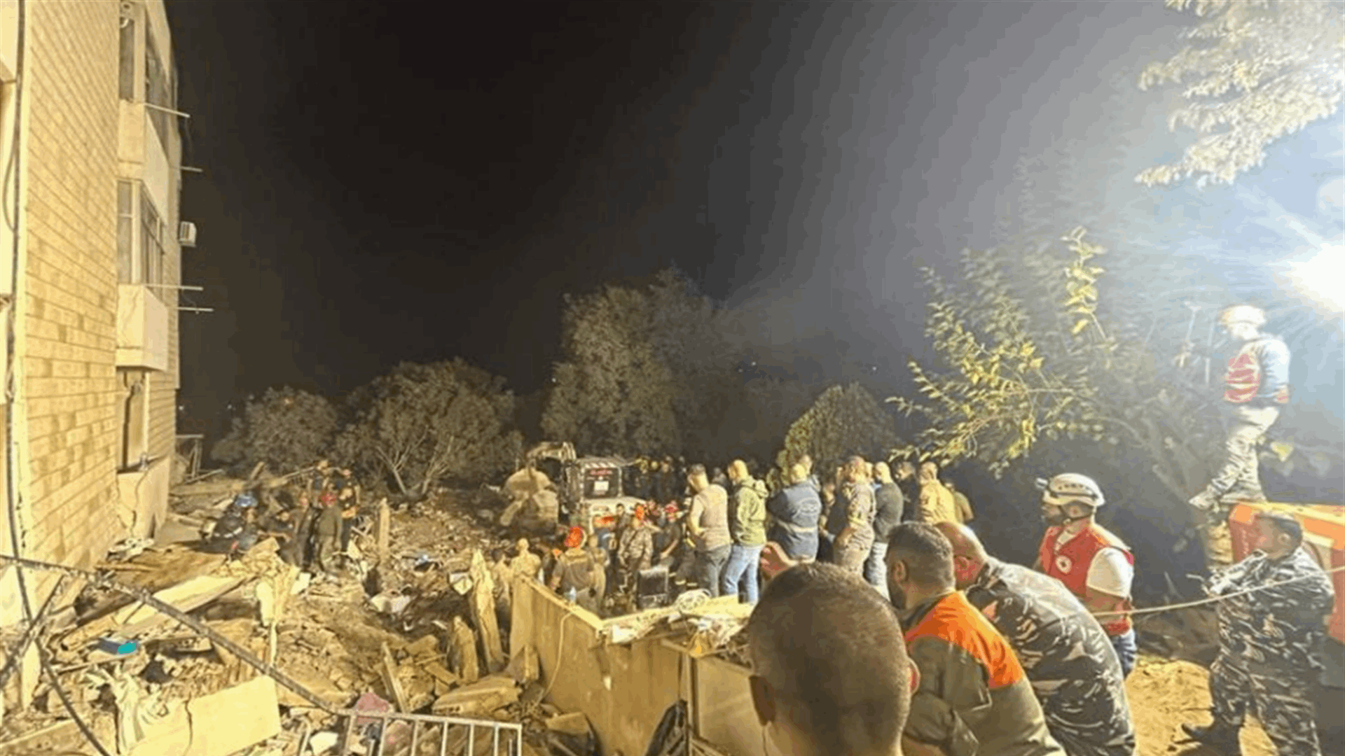 Two bodies recovered from Mansourieh building collapse