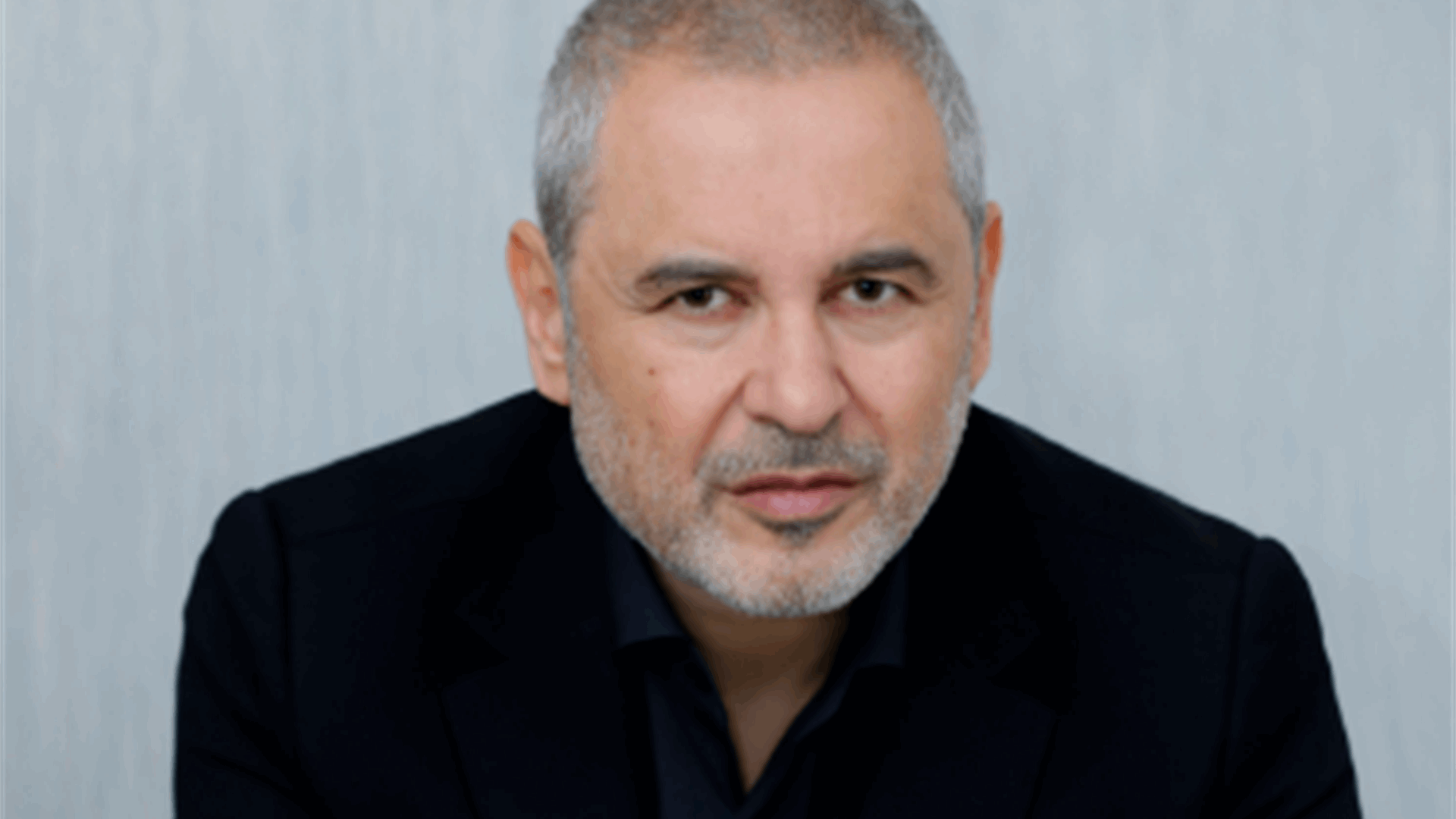إيلي صعب يتحدّث لموقع الـLBCI عن الألوان الرائدة لهذا الموسم: "هذا هو اللون الكاسح حالياً"