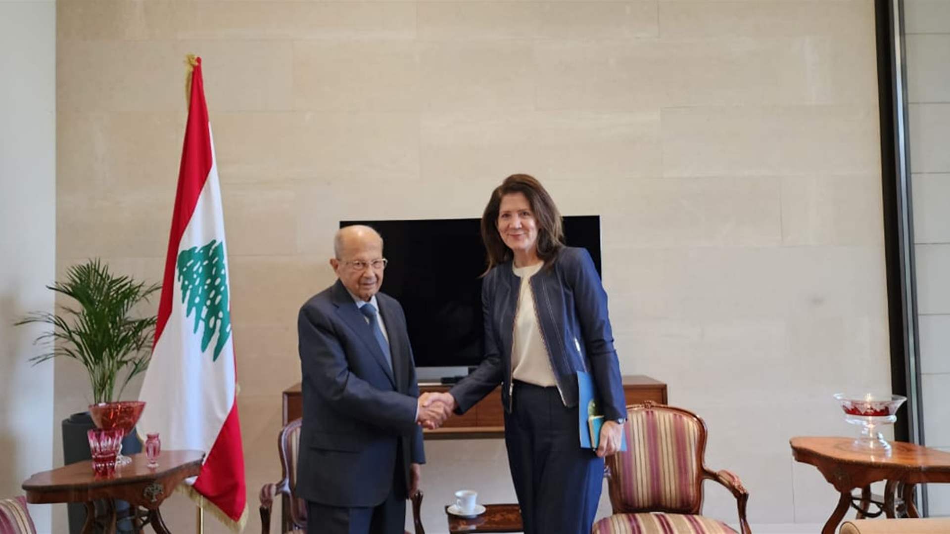لقاء بين شيا وعون... وهذا ما تضمّن