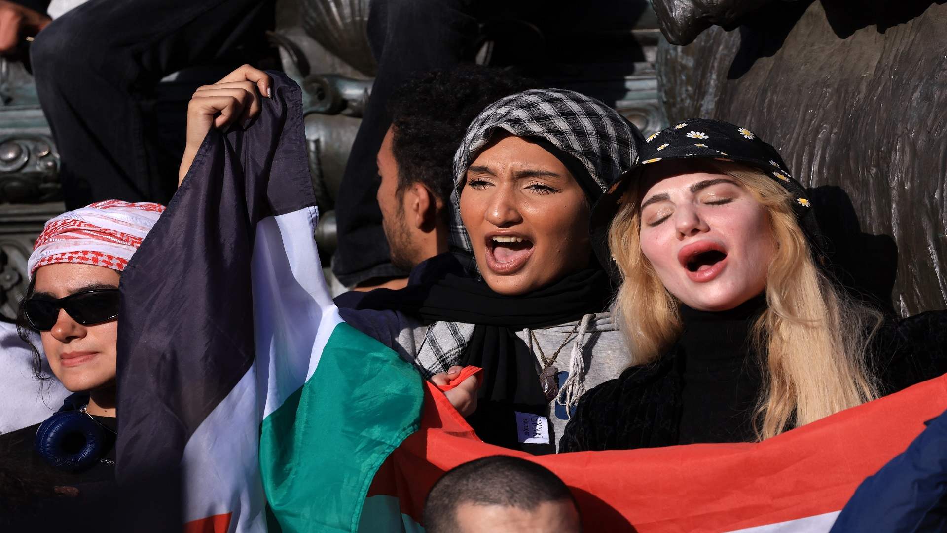 الآلاف يتظاهرون في باريس للمطالبة "بوقف المجزرة في غزة"