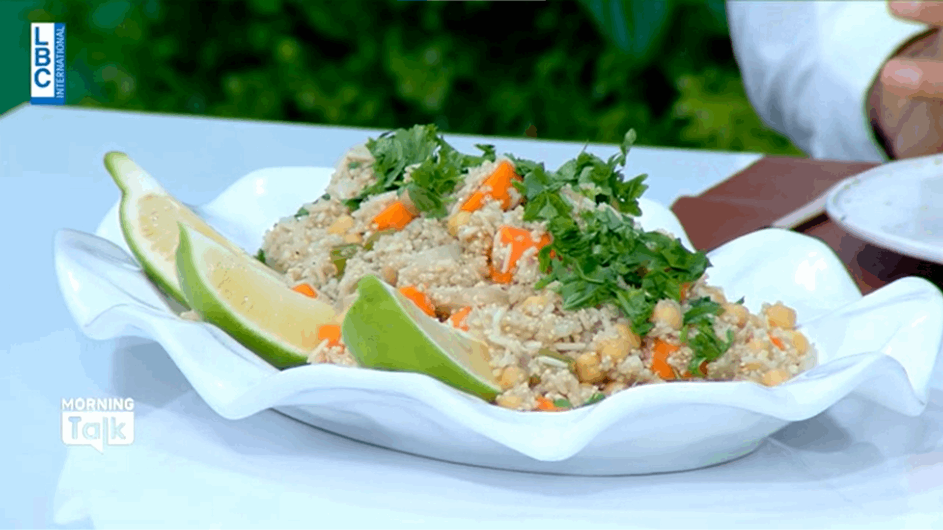 وصفة نباتية مميزة على طريقة الشيف فادي زغيب...تعلموا تطبيق "الأرز مع الكينوا والحمص" (فيديو)
