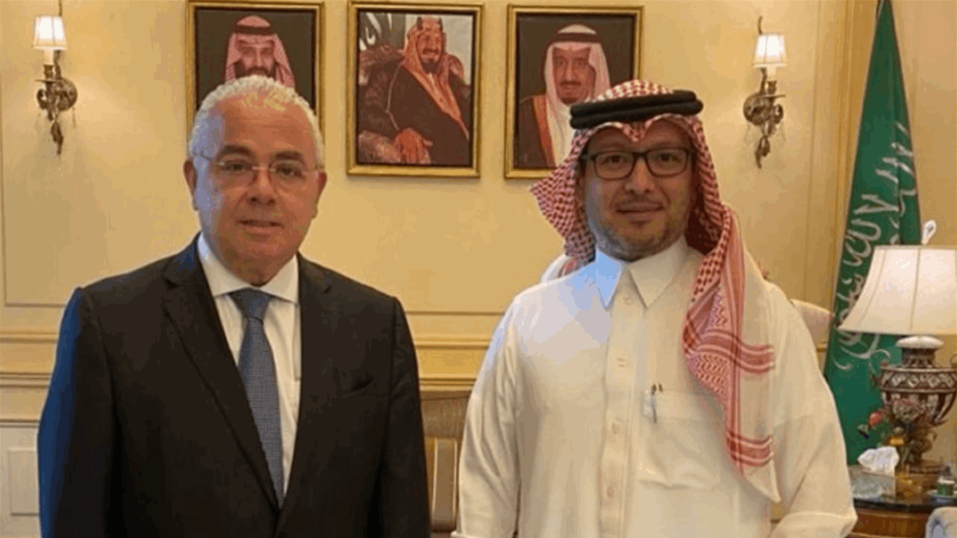 سكاف التقى السفير السعودي: علينا أن نكون حذرين من أي دفع ‫اسرائيلي‬ نحو تفجير ‫الجبهة الجنوبية‬