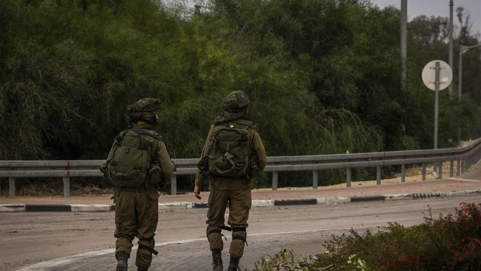 Israeli army: Our forces are fighting ground battles deep in the Gaza Strip and attacked a Hamas camp north of the Strip