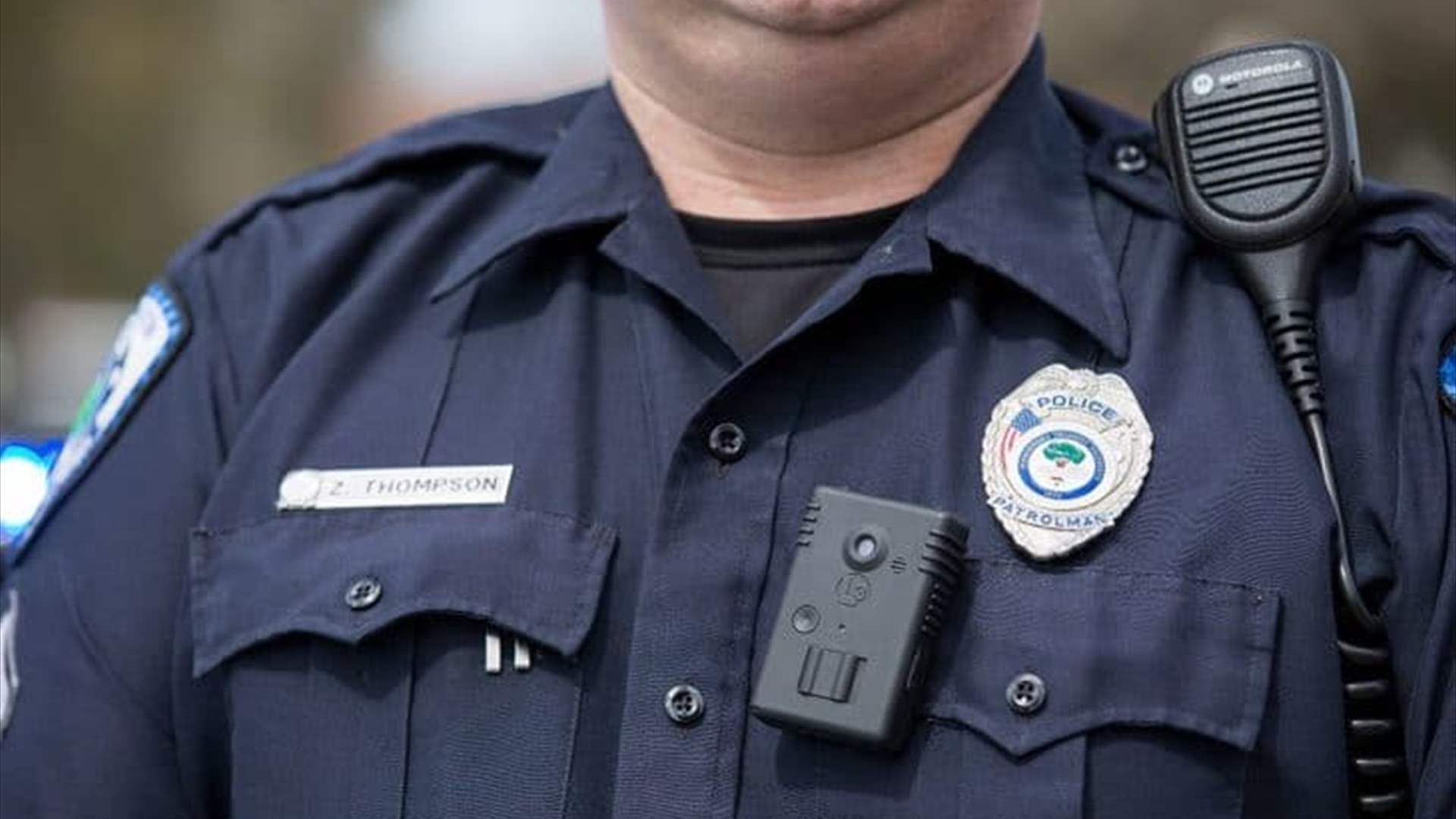 توفي بعد حقنه بمادة مهدئة بالقوة... تبرئة شرطي أميركي في قضية وفاة رجل 