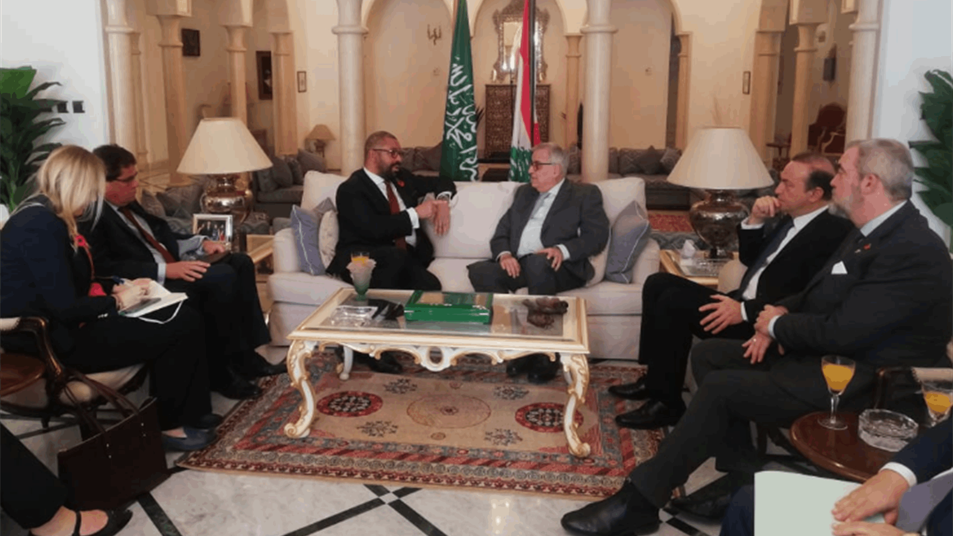 بو حبيب لنظيره البريطاني: على إسرائيل أن توقف اعتداءاتها وتصريحات مسؤوليها الاستفزازية بحق لبنان والفلسطينيين