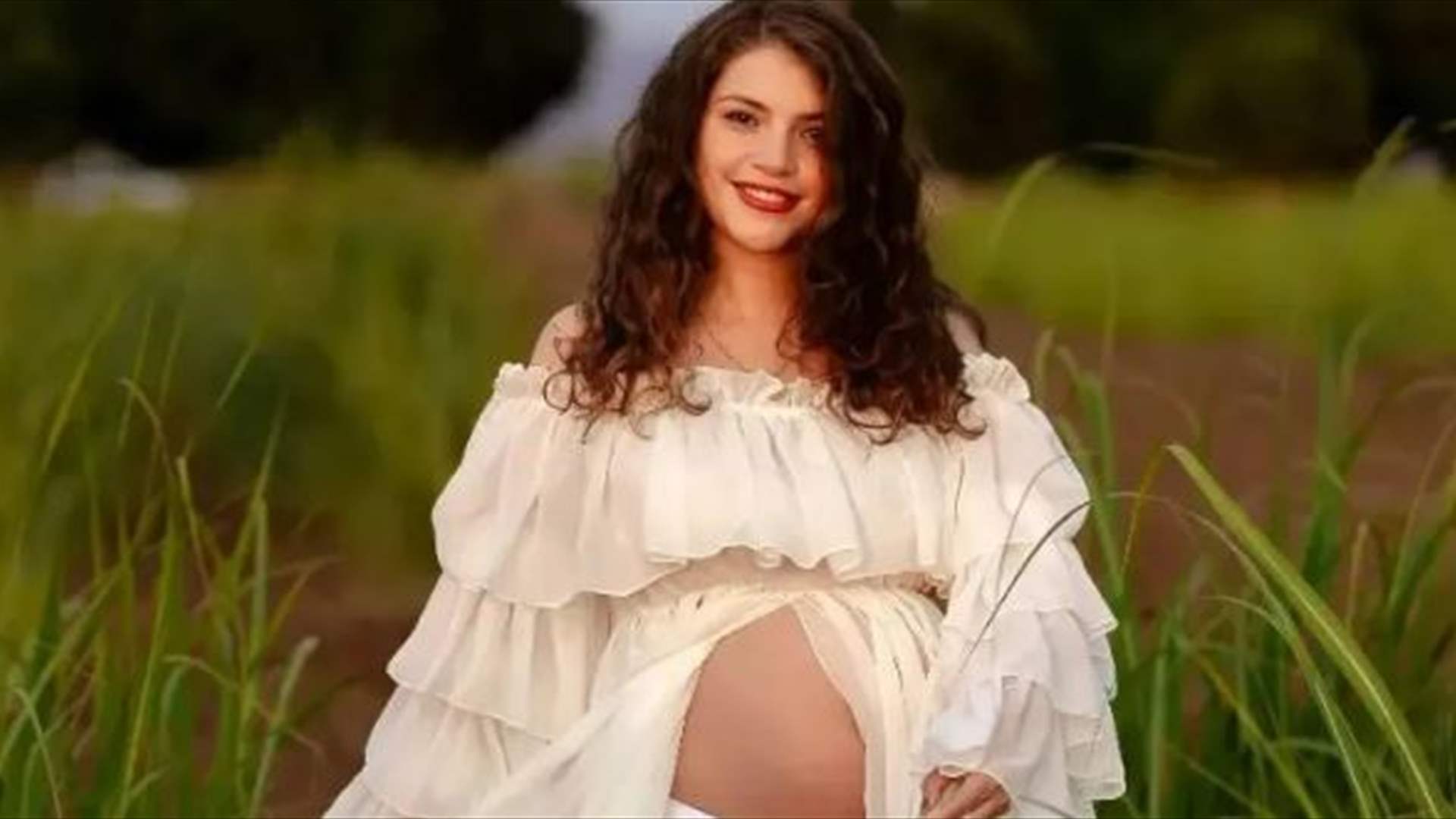كانت بطريقها إلى الولادة ولكن ما حصل مأساوي... "ودّعناهم على أمل أن يعودوا مع شخص جديد وانتهى الأمر برحيل 3 منهم!"