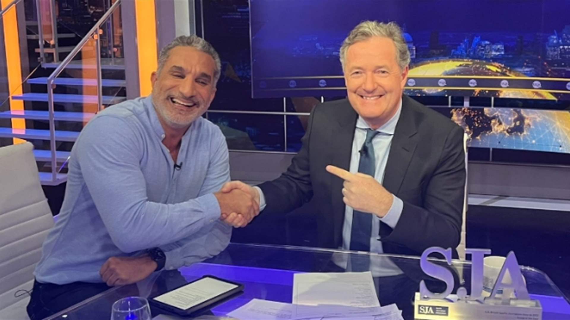 "مواجهة تشبه الانتحار"... كواليس لقاء باسم يوسف مع بيرس مورغان!