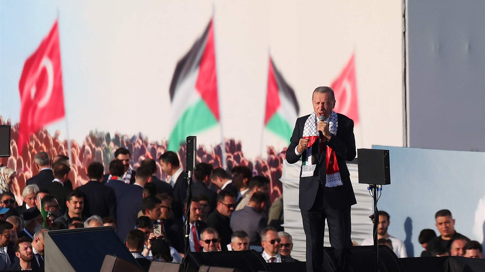 Erdogan describes Israel as a &quot;terrorist state&quot; before his visit to Germany