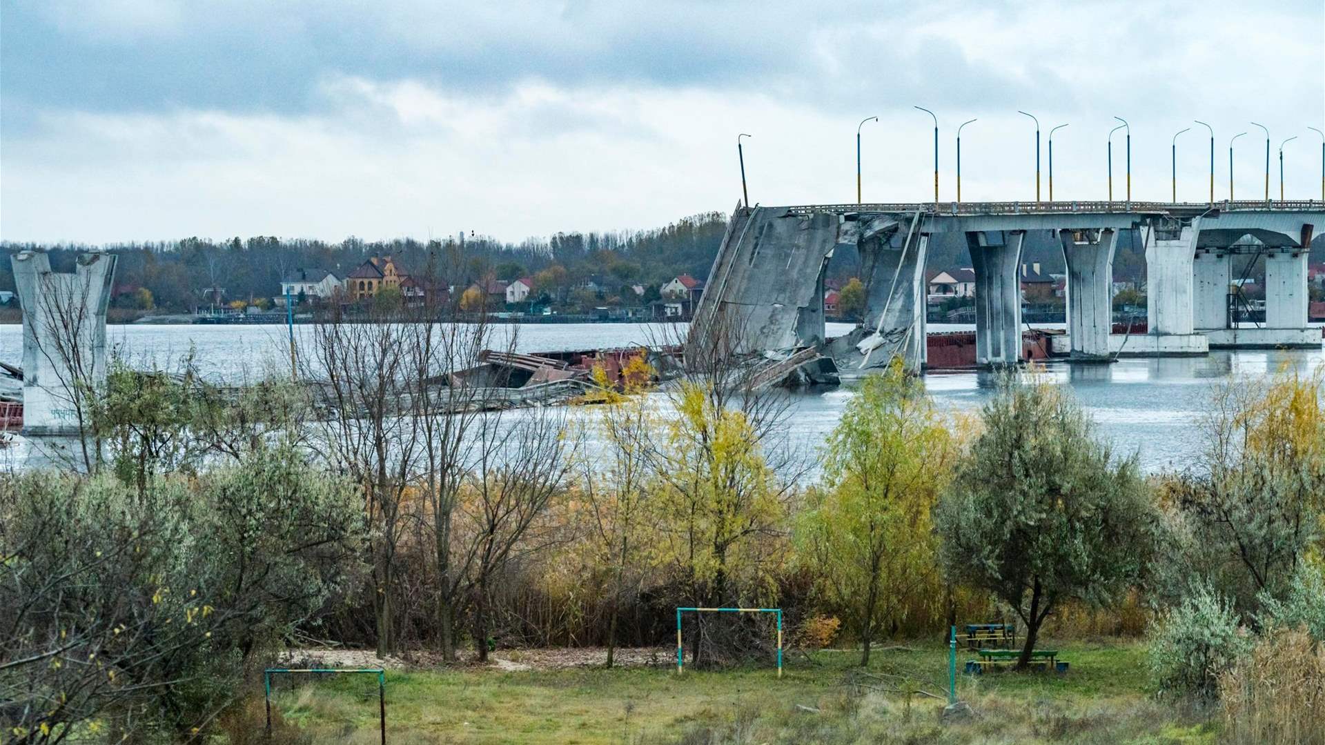 Russia says inflicting heavy losses on Ukraine in Dnipro battles