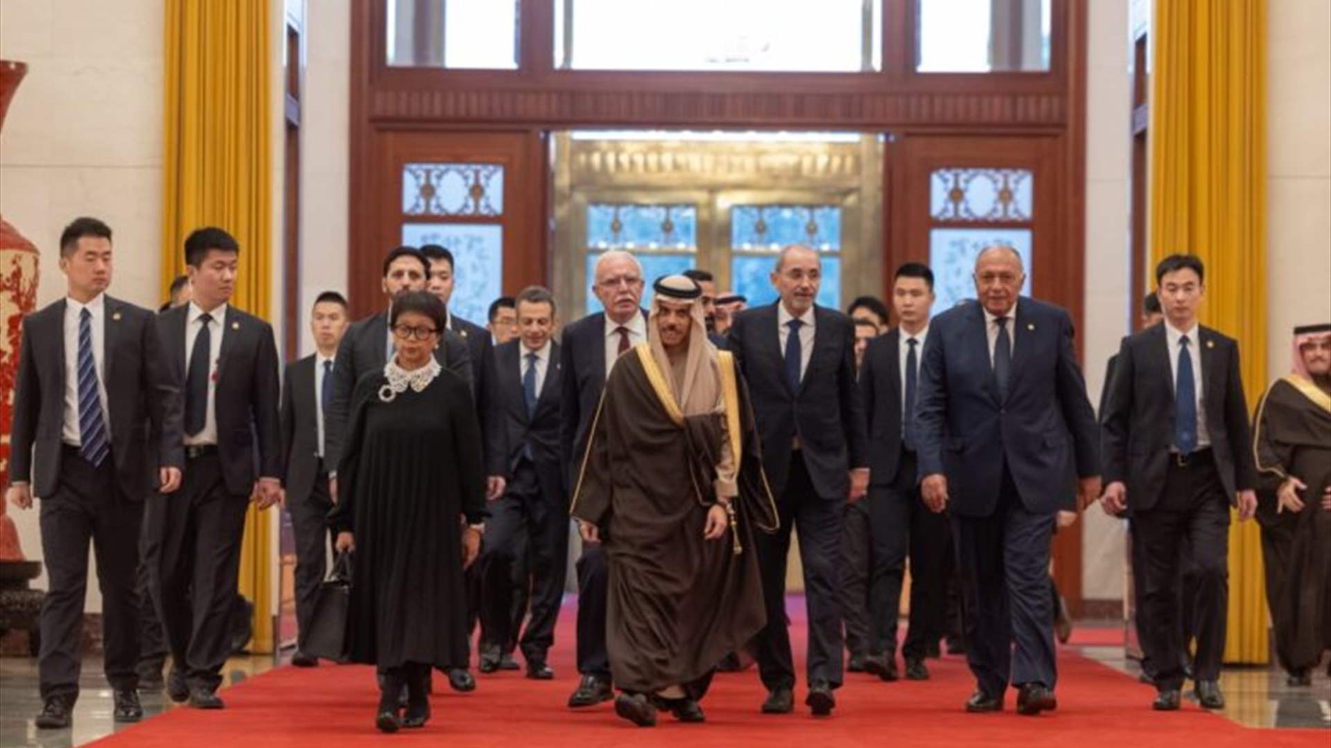 اجتماع للجنة الوزارية المكلفة من القمة العربية الإسلامية المشتركة مع نائب رئيس جمهورية الصين الشعبية