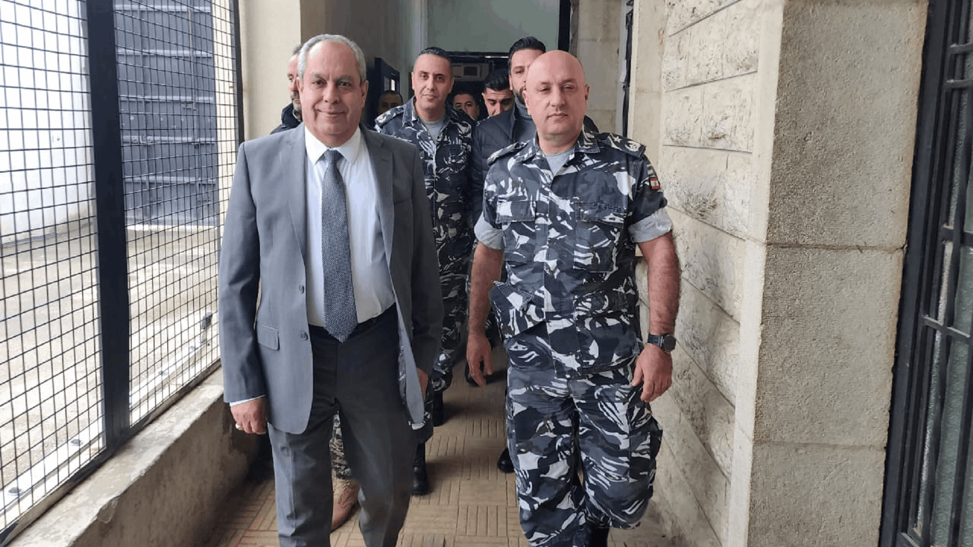 النائب العام الاستئنافي في البقاع جال في سجني زحلة للرجال والنساء