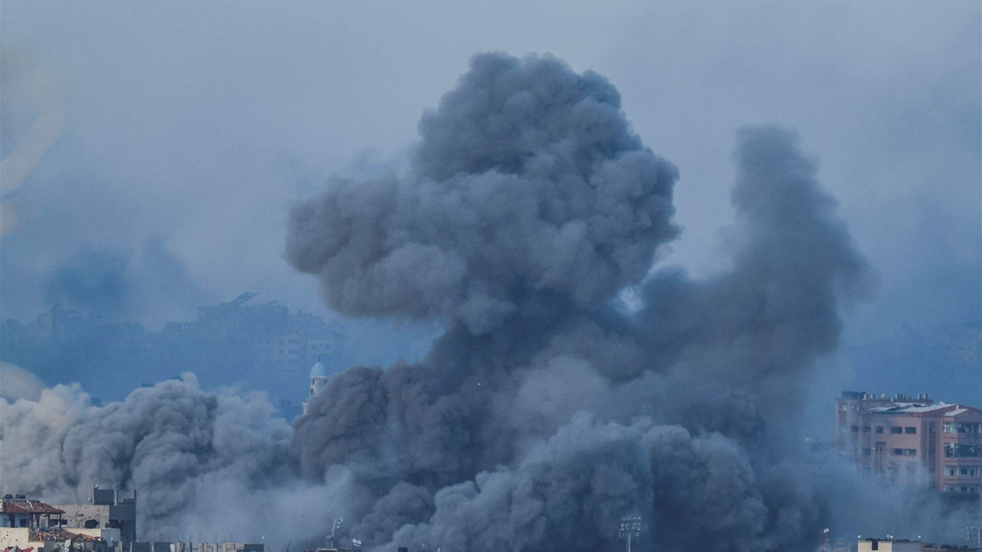 Paris 'hopes' for the release of French hostages in ceasefire agreement 